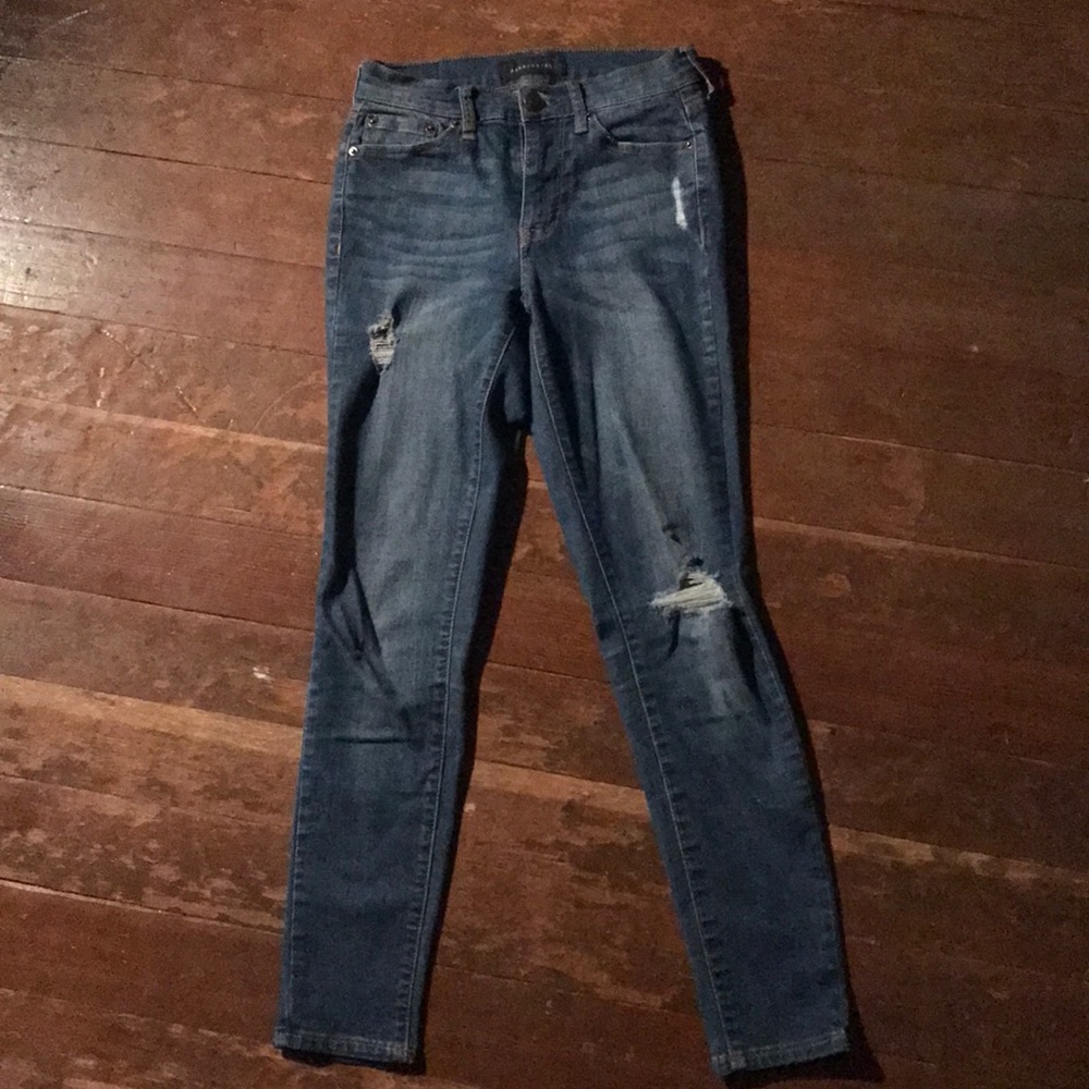 High waisted Aeropostale jeggings.